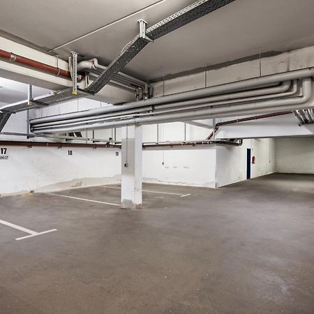 Апартаменты Edler Wohnraum Schwanenteich-Penthouse Mit Garage, Grill, Kaffeevollautomat, Klima, Lift & Terrasse Цвиккау Экстерьер фото