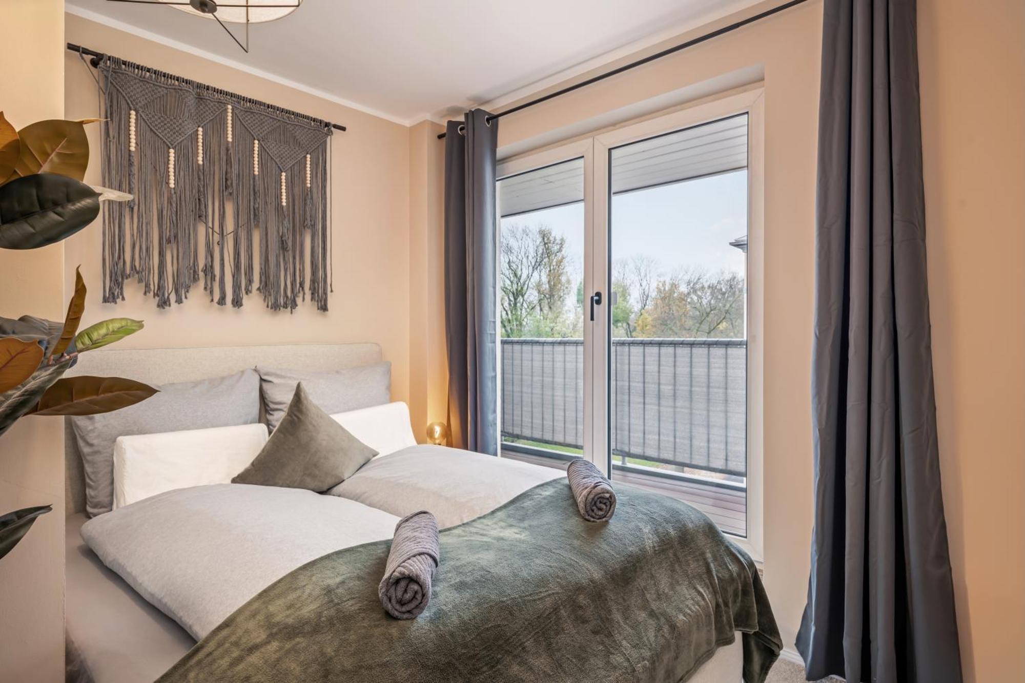 Апартаменты Edler Wohnraum Schwanenteich-Penthouse Mit Garage, Grill, Kaffeevollautomat, Klima, Lift & Terrasse Цвиккау Экстерьер фото