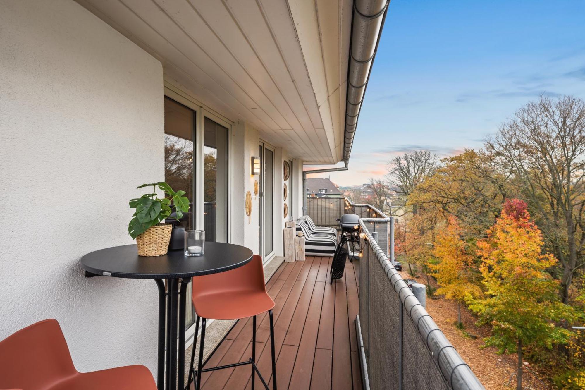 Апартаменты Edler Wohnraum Schwanenteich-Penthouse Mit Garage, Grill, Kaffeevollautomat, Klima, Lift & Terrasse Цвиккау Экстерьер фото